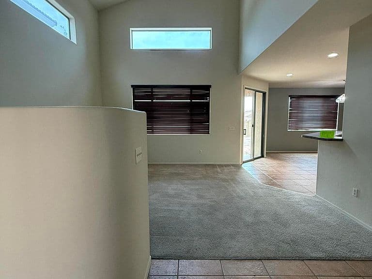 625 E Painted Pueblo Dr photo 3