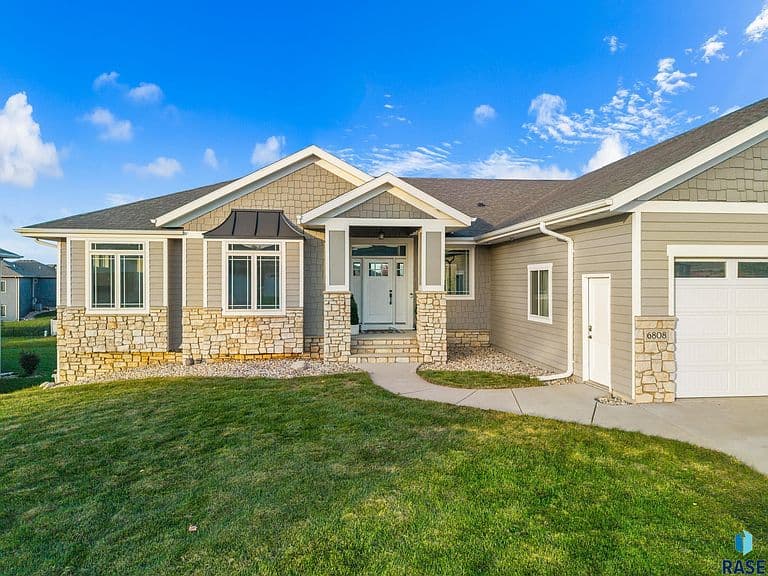 6808 E Steamboat Trl photo 1