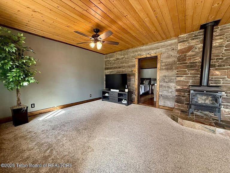 221 S Maybell Ave photo 3
