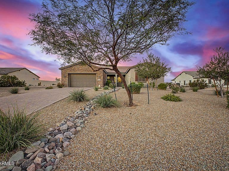 19232 W ECHO Lane photo 2