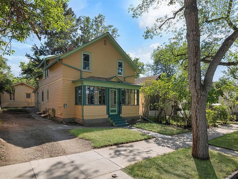 1035 Breckenridge St photo 2