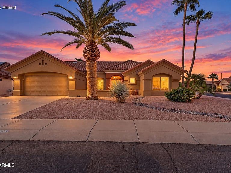 22224 N CHEYENNE Drive photo 1