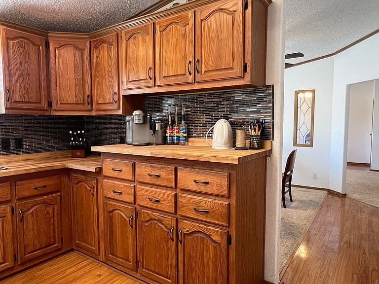 597 Washakie Dr photo 5