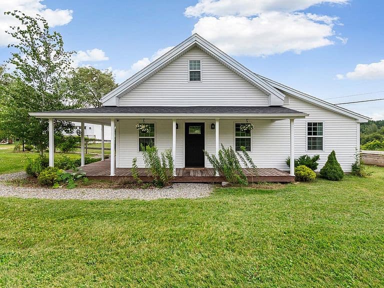 3687 Oak Hill Road photo 4