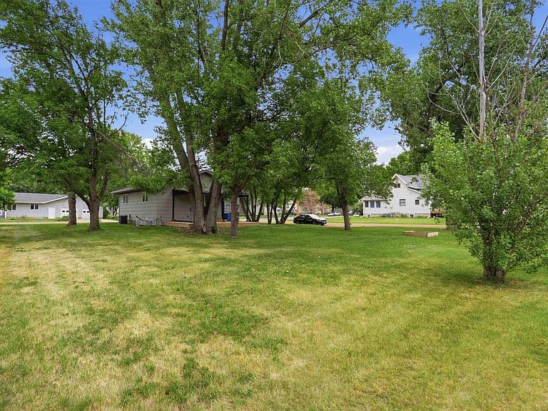401 W Jefferson Ave photo 5