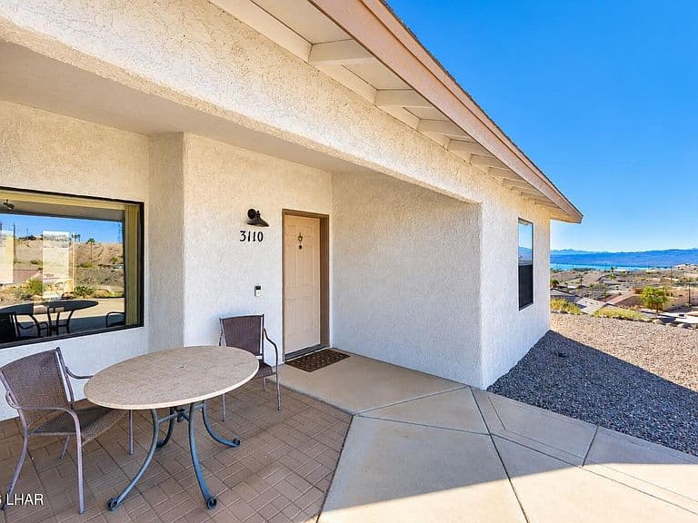 3110 Douglas Dr photo 5