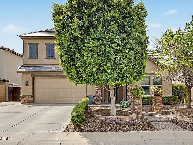 18423 W TURQUOISE Avenue photo 3