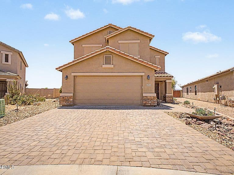 42855 W HILLMAN Drive photo 4