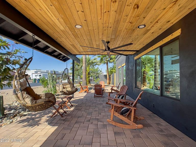 1834 E RIVIERA Drive photo 4