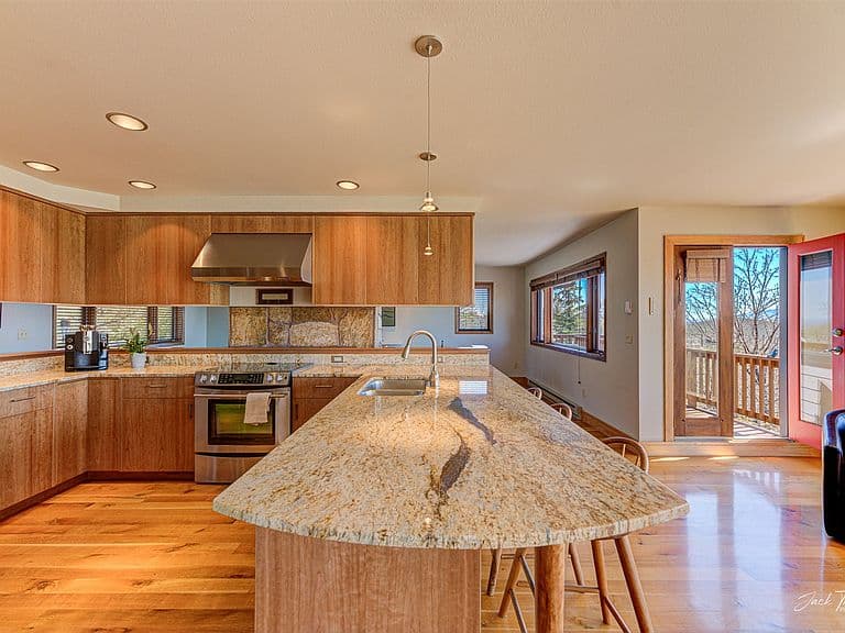 1087 Sunny Vista Rd photo 4
