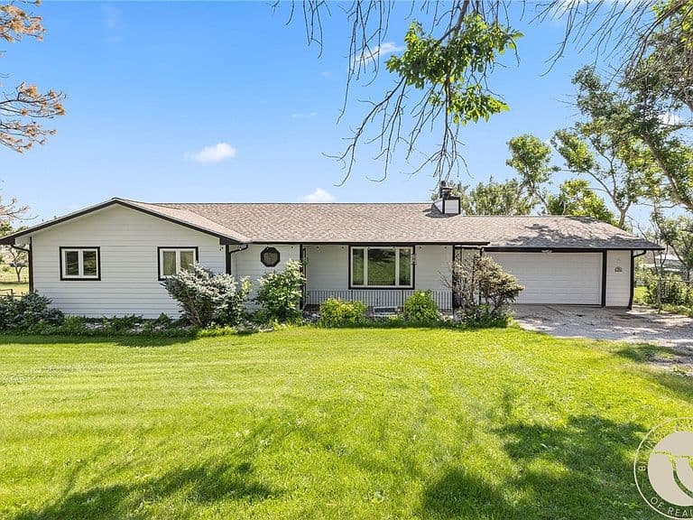 7851 Spear Dr photo 1