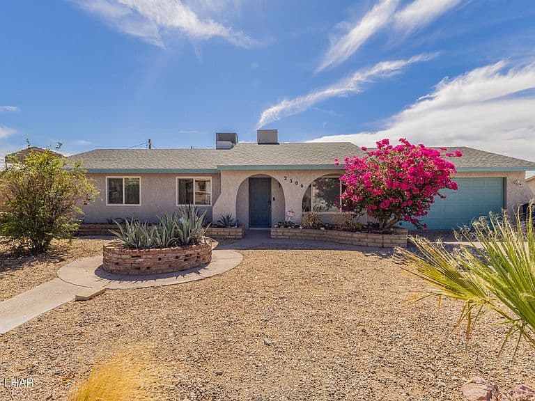2306 Palo Verde Blvd N photo 4