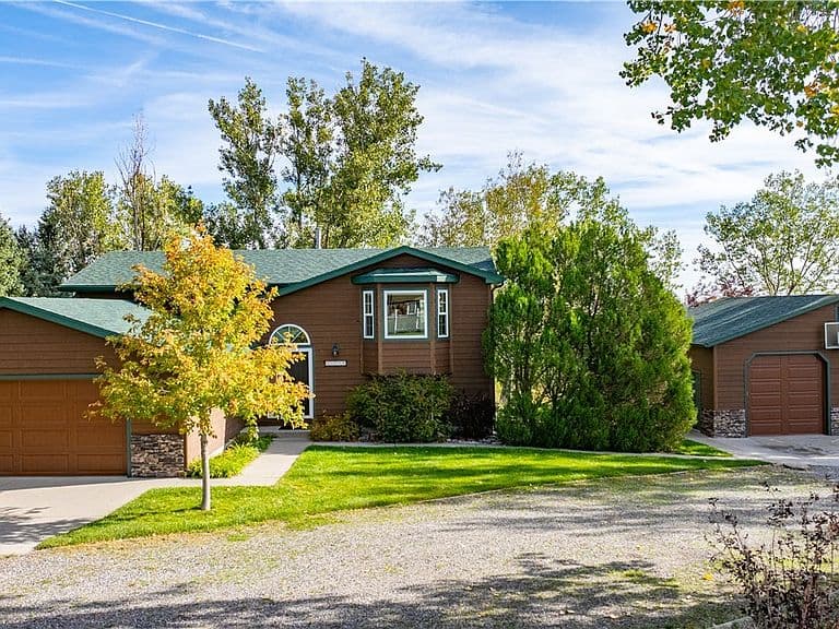 1775 Grants Coulee Dr photo 1