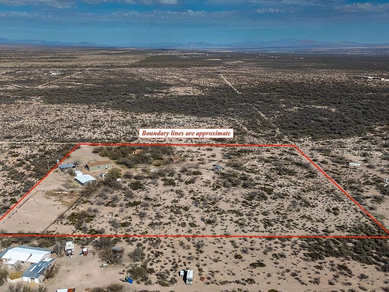 1886 E Robins Roost Trl photo 3