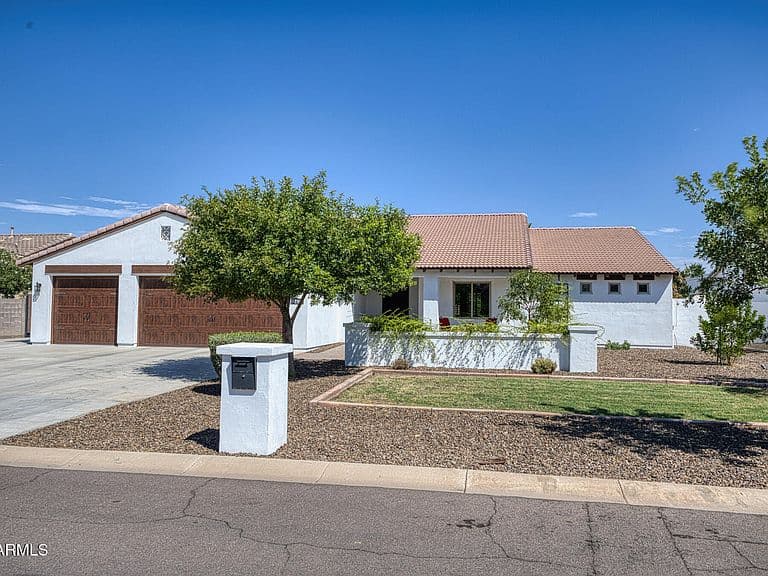 8416 W Sands Court W photo 1