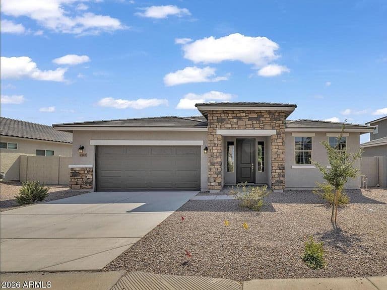 2542 N FRANZ Lane photo 1