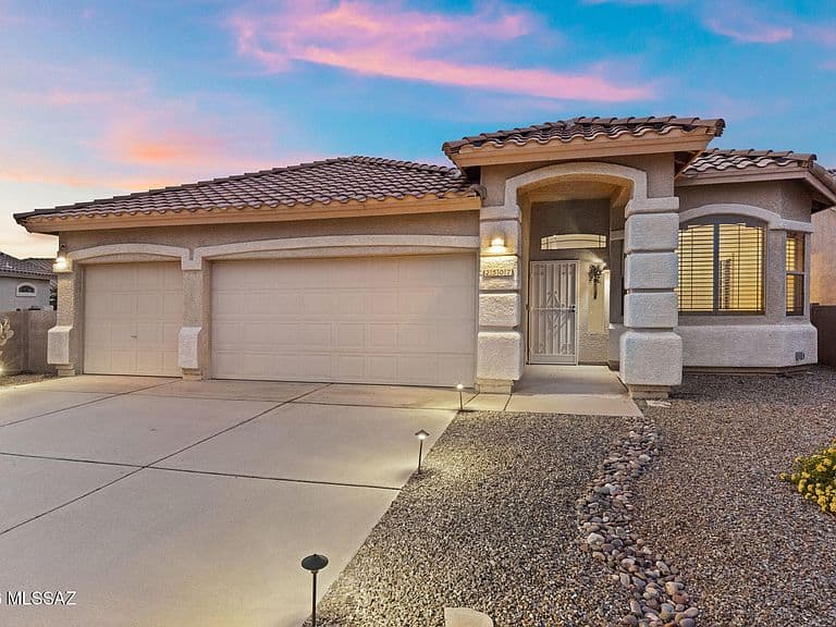 2507 E Big View Dr photo 3