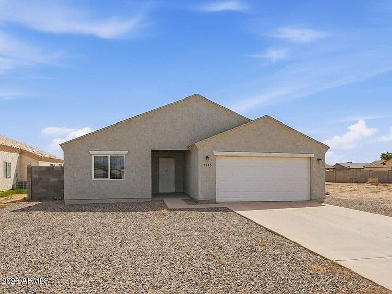 9325 W CONCORDIA Drive photo 1