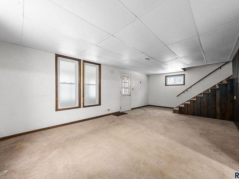 611 N Walts Ave photo 5