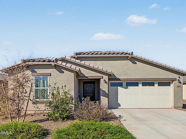 1494 W PELAYO Street photo 2