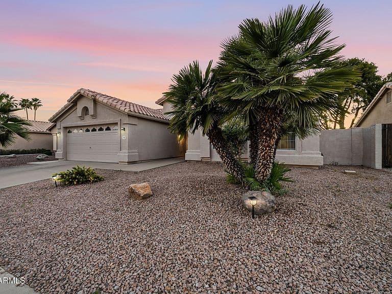 780 S PINEVIEW Drive photo 4