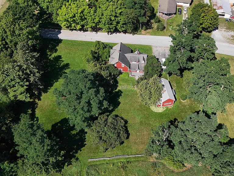 1402 Alburg Springs Road photo 3
