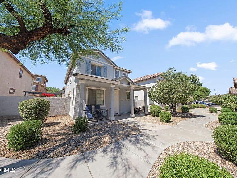 272 S ELISEO FELIX JR Way photo 2