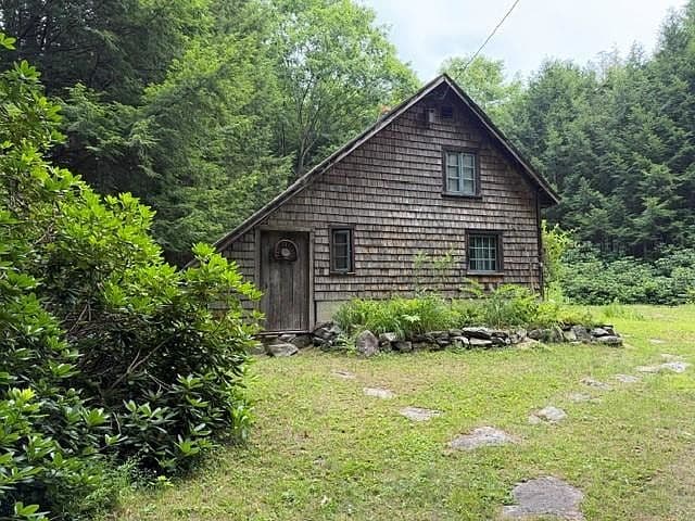 34 Blake Road photo 4