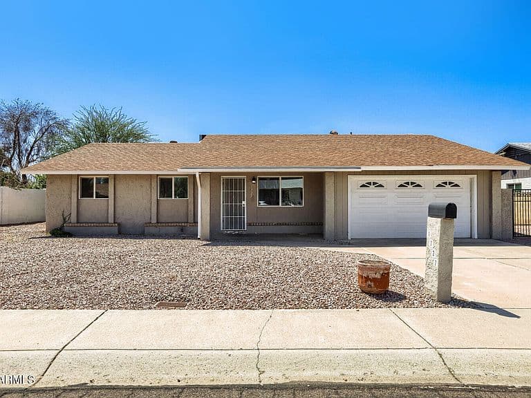 1727 W VILLA THERESA Drive photo 3