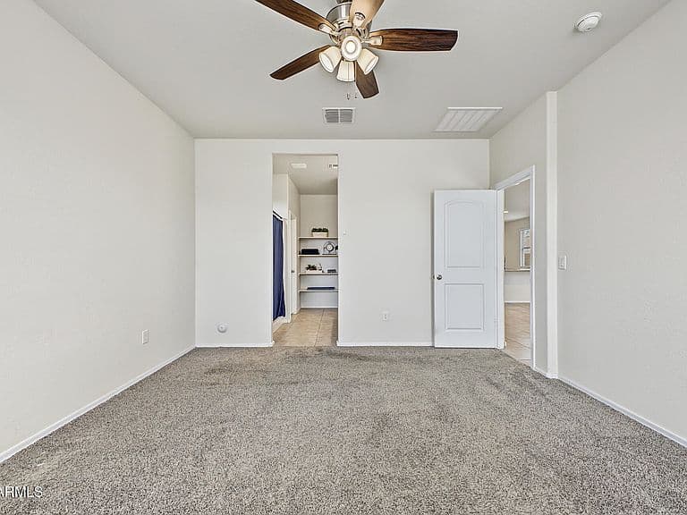 1141 E VIOLA Court photo 5