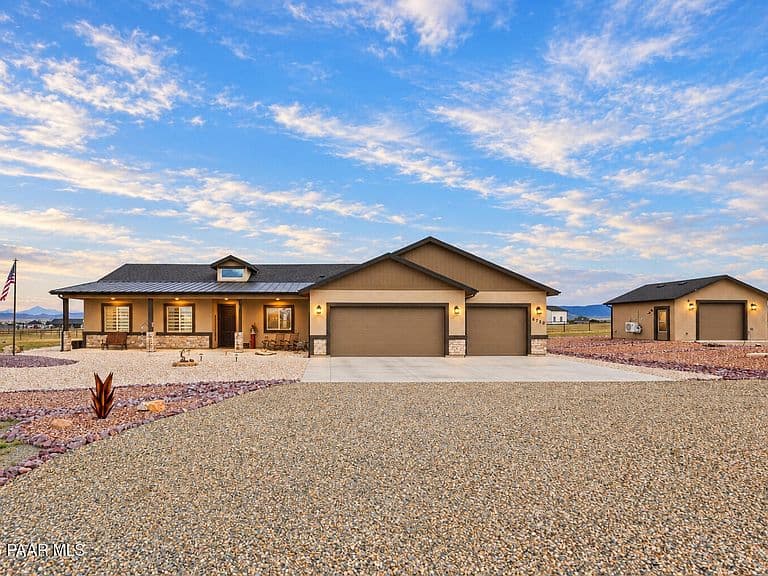 6750 E Big Sky Trl photo 2