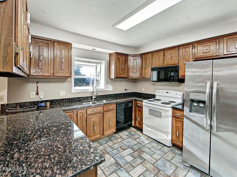 10833 E Oxbow Dr photo 2