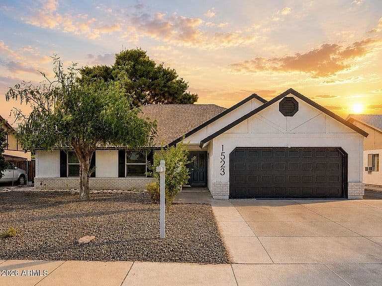 1523 W MISSION Drive photo 1