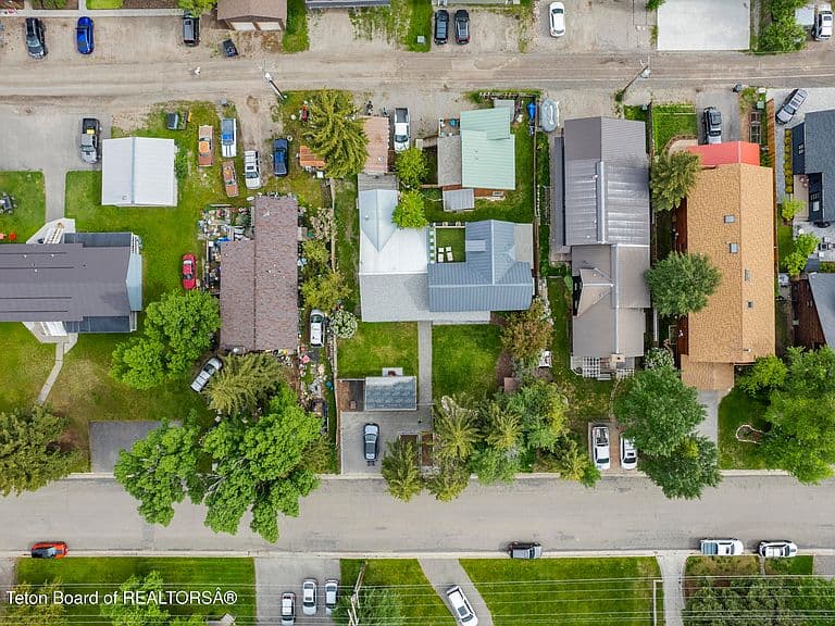 663&665 E Kelly Ave photo 5