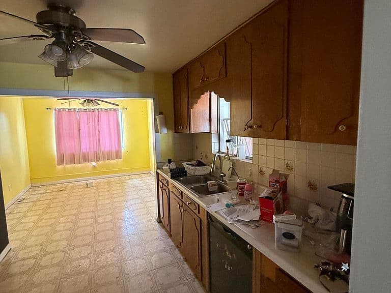 732 N Sonoita Ave photo 5