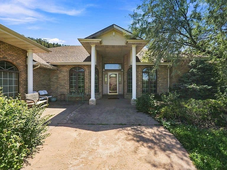 1901 Harmony Heights Ln photo 1