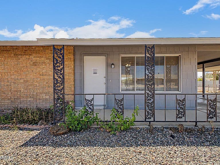 10025 W COGGINS Drive photo 5