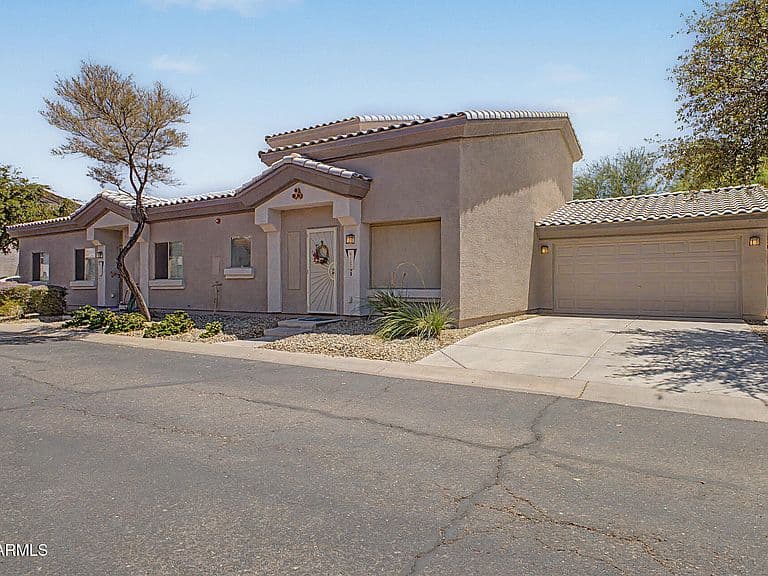 8127 W ZOE ELLA Way photo 4
