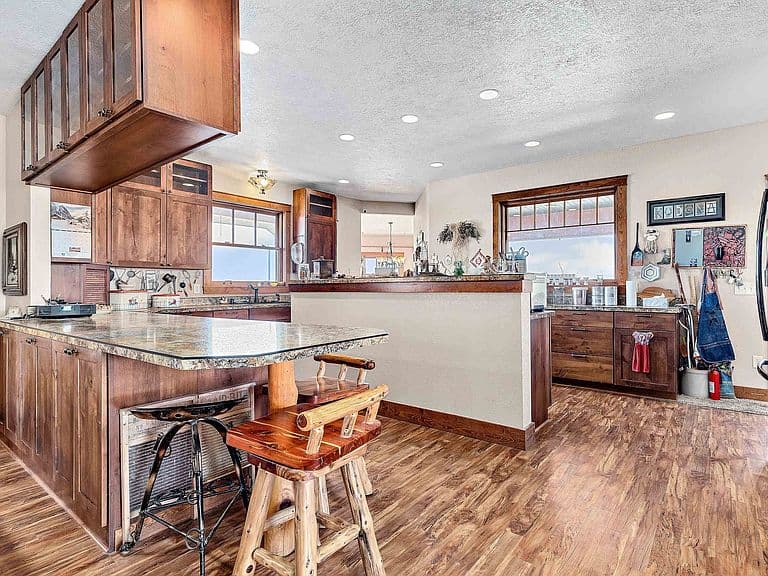 18300 E Highway 44 photo 4