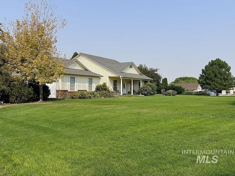 5875 Diamond Ridge Way photo 3