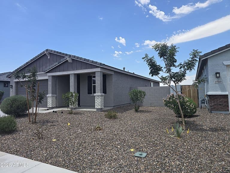 35580 W LA PAZ Street photo 2