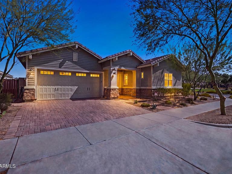 2024 W ANDALUSIAN Trail W photo 2