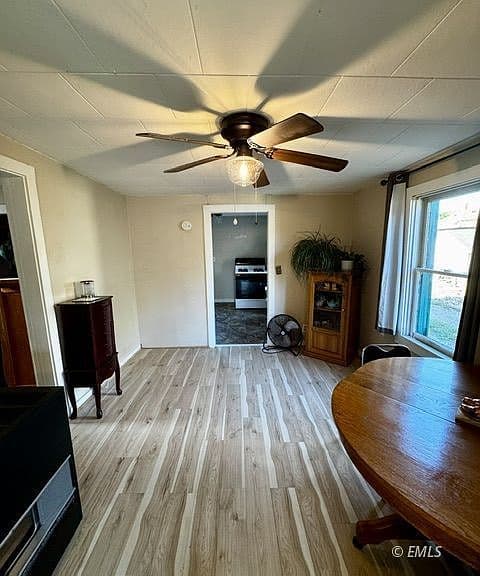 1809 Ivy St photo 4