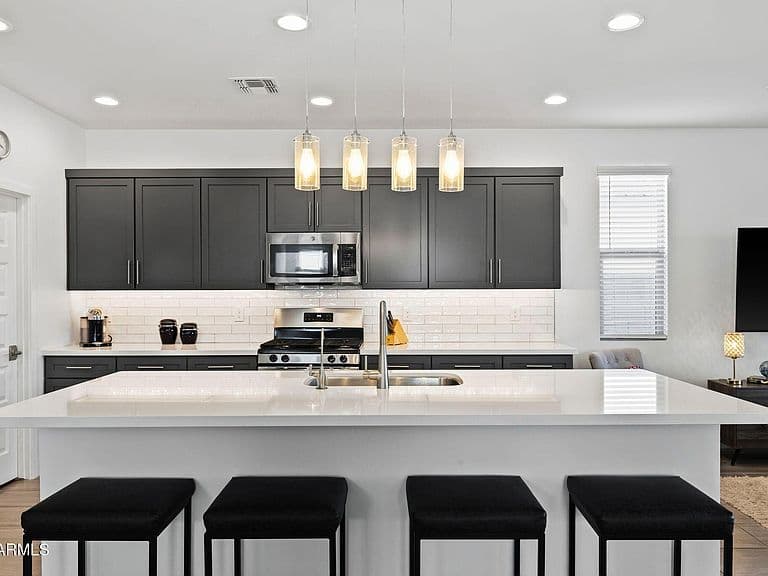 18039 W AMBER RIDGE Way photo 5
