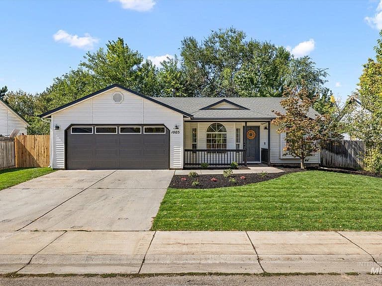 1005 S Bonneville Dr photo 1