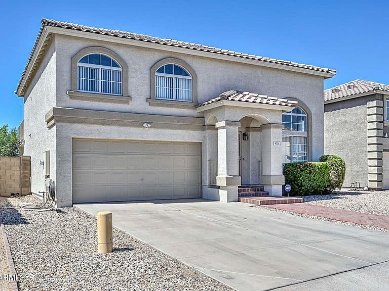 9715 W SUNNYSLOPE Lane photo 3