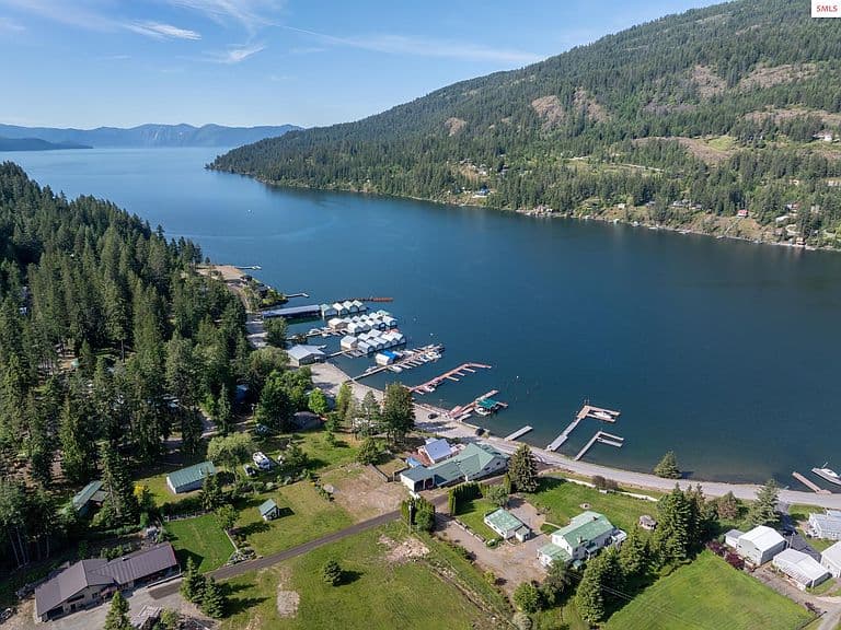 1591 Garfield Bay Rd photo 5