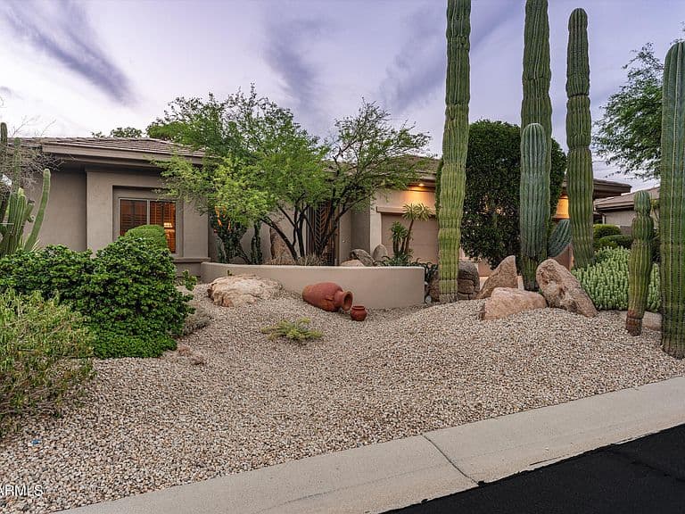 7386 E BRISA Drive photo 2
