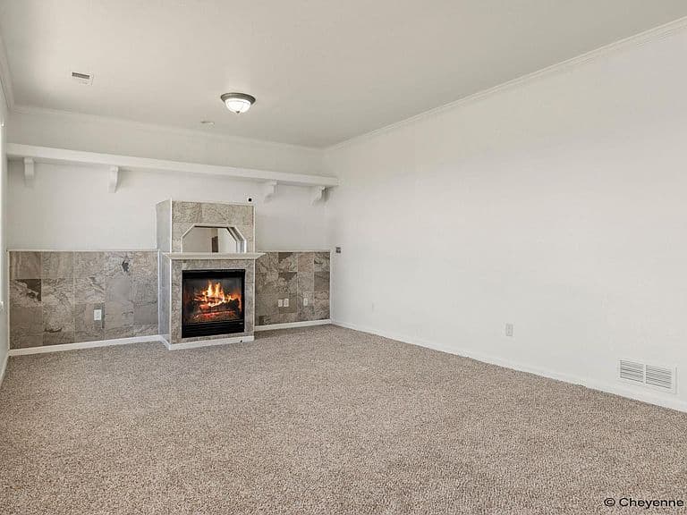 5485 Division Ave photo 4