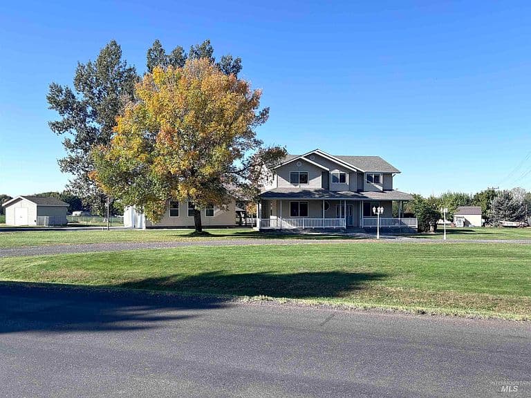 1047 E 2700 S photo 2